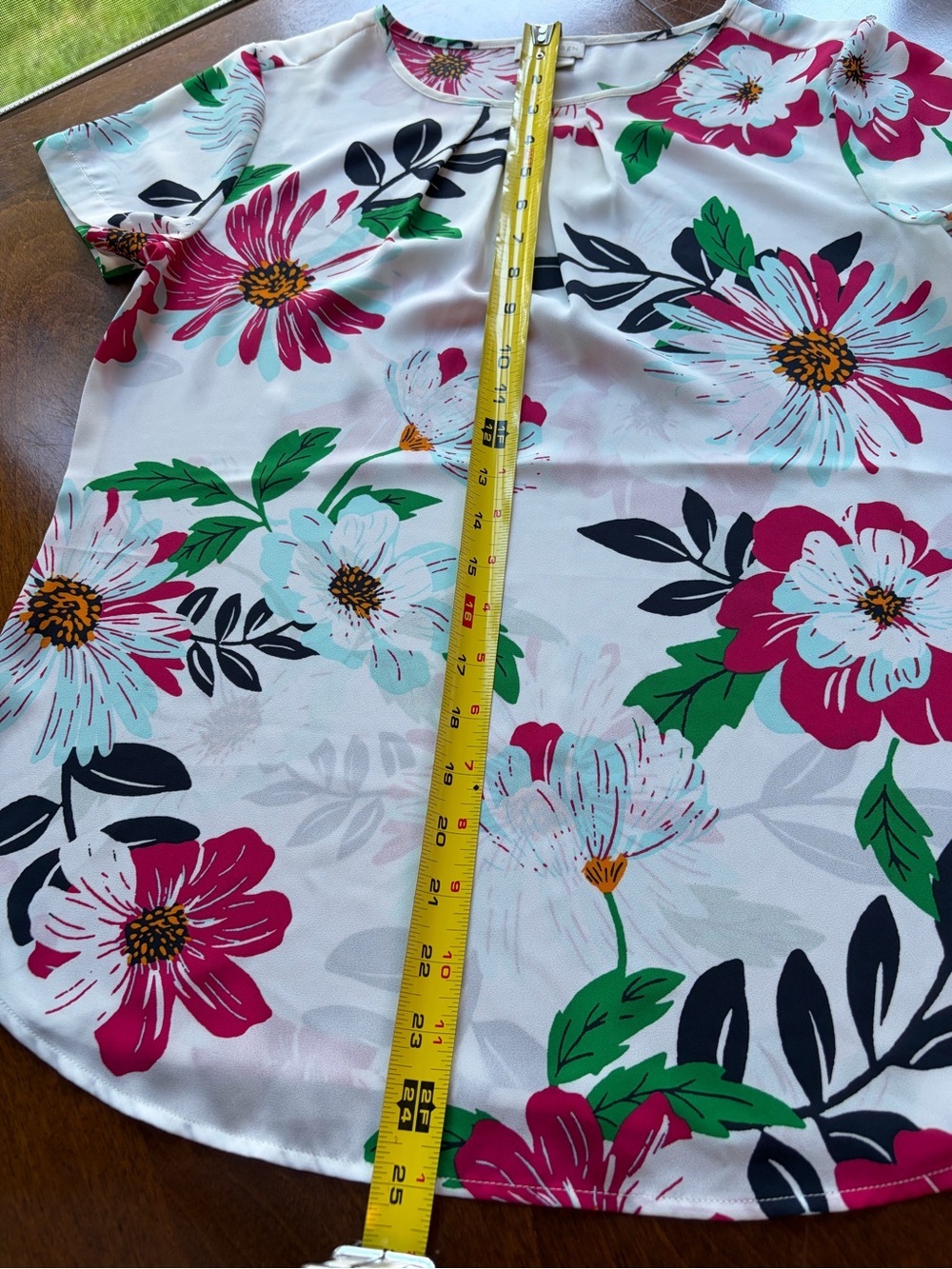 Van Heusen | White Floral Short-Sleeve Blouse - Picture 6 of 7